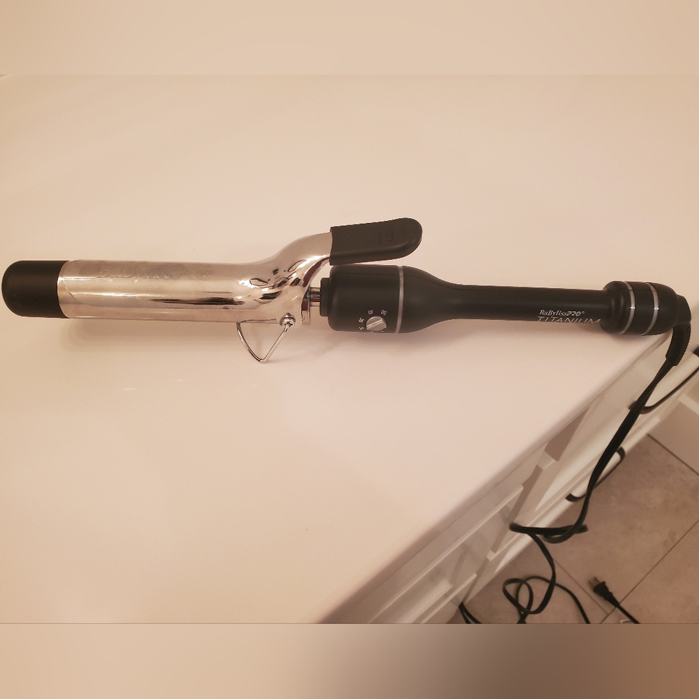 BaByliss Pro Titanium Curling Iron 1.25 inches